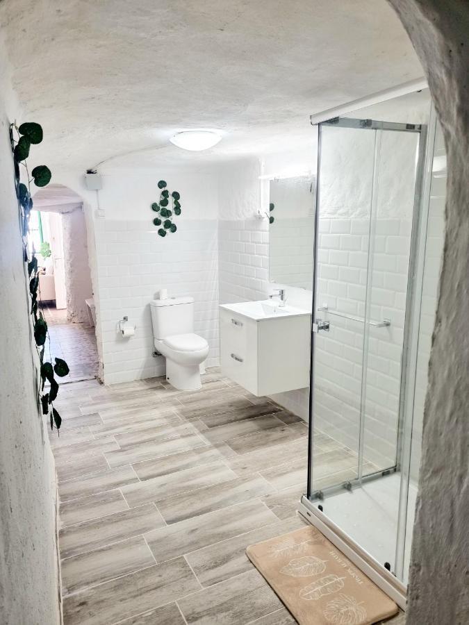 La Cueva Apartaments Valencia ปาเตร์นา ภายนอก รูปภาพ